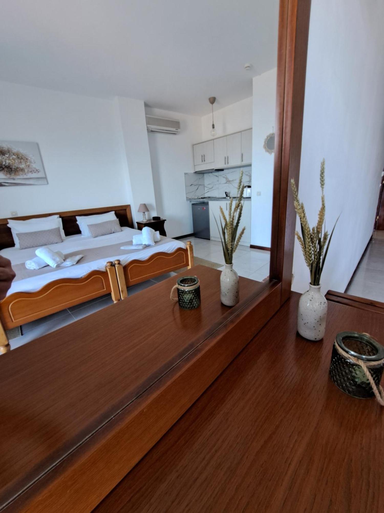 75 Steps Apartments Μεσογγή Εξωτερικό φωτογραφία