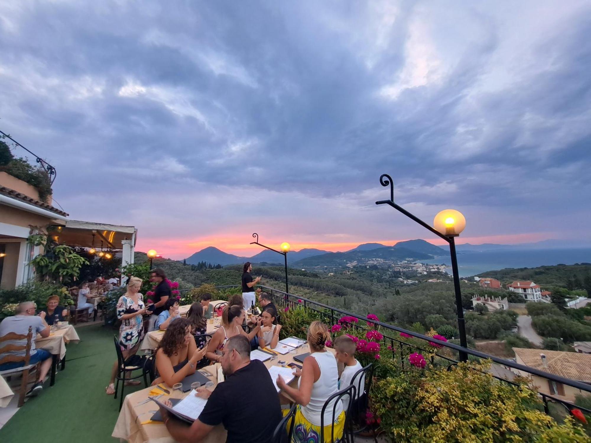 75 Steps Apartments Μεσογγή Εξωτερικό φωτογραφία